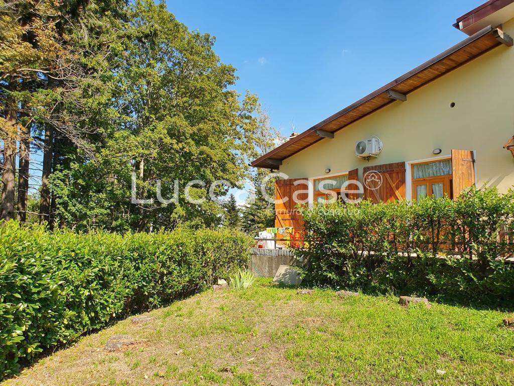 Casa indipendente in vendita, Villa Basilica pizzorne