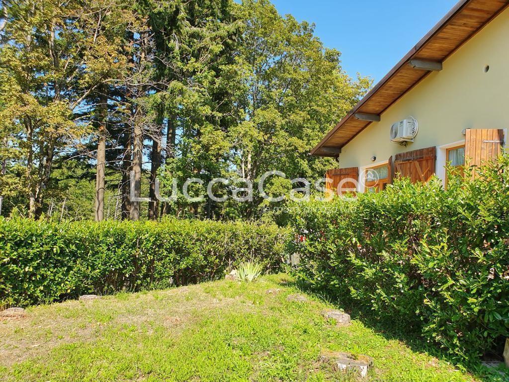 Casa indipendente in vendita, Villa Basilica pizzorne