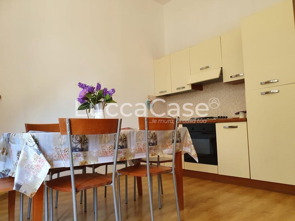 Casa indipendente in vendita, Villa Basilica pizzorne