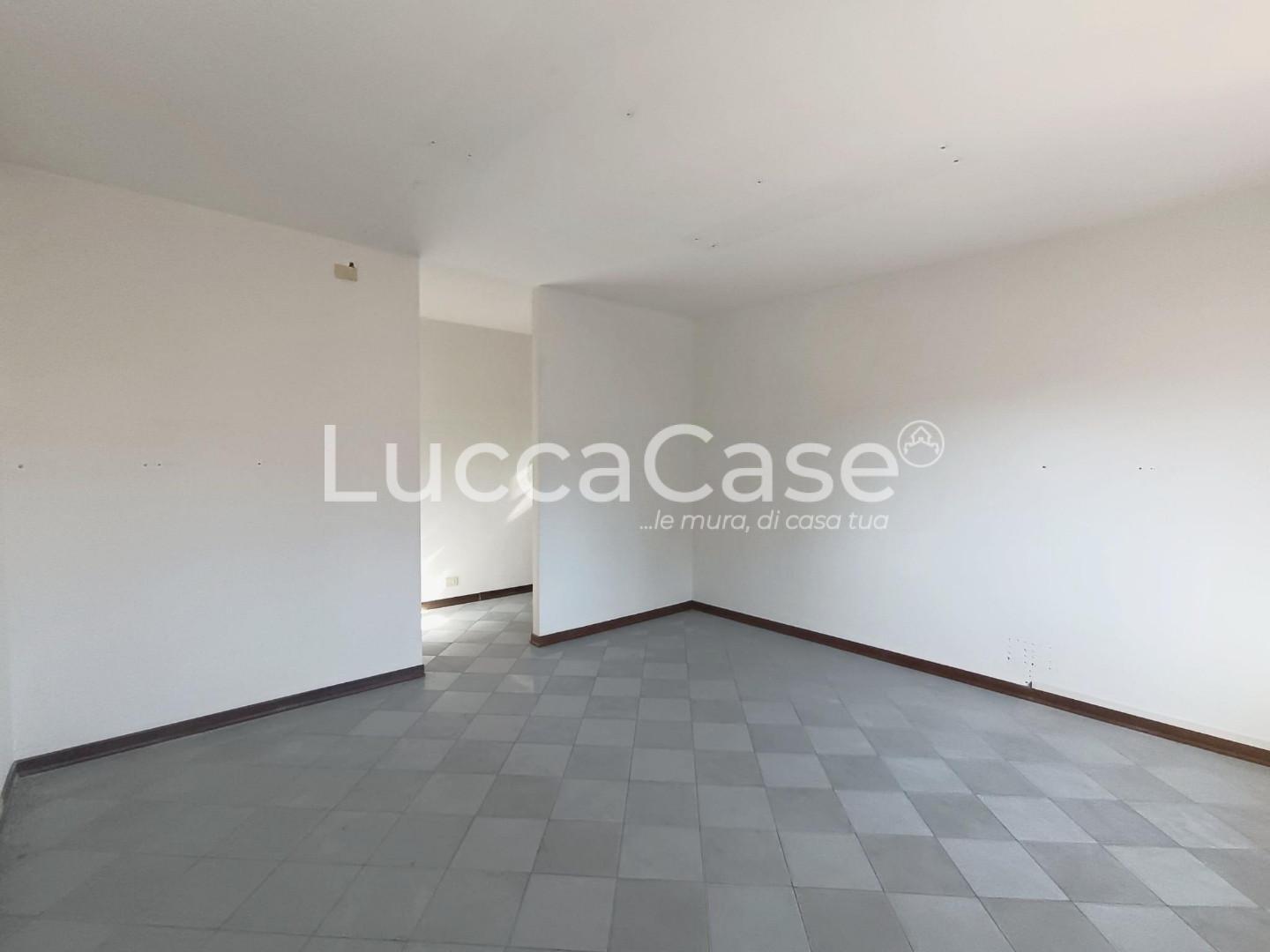 Ufficio in affitto, Lucca sant'anna
