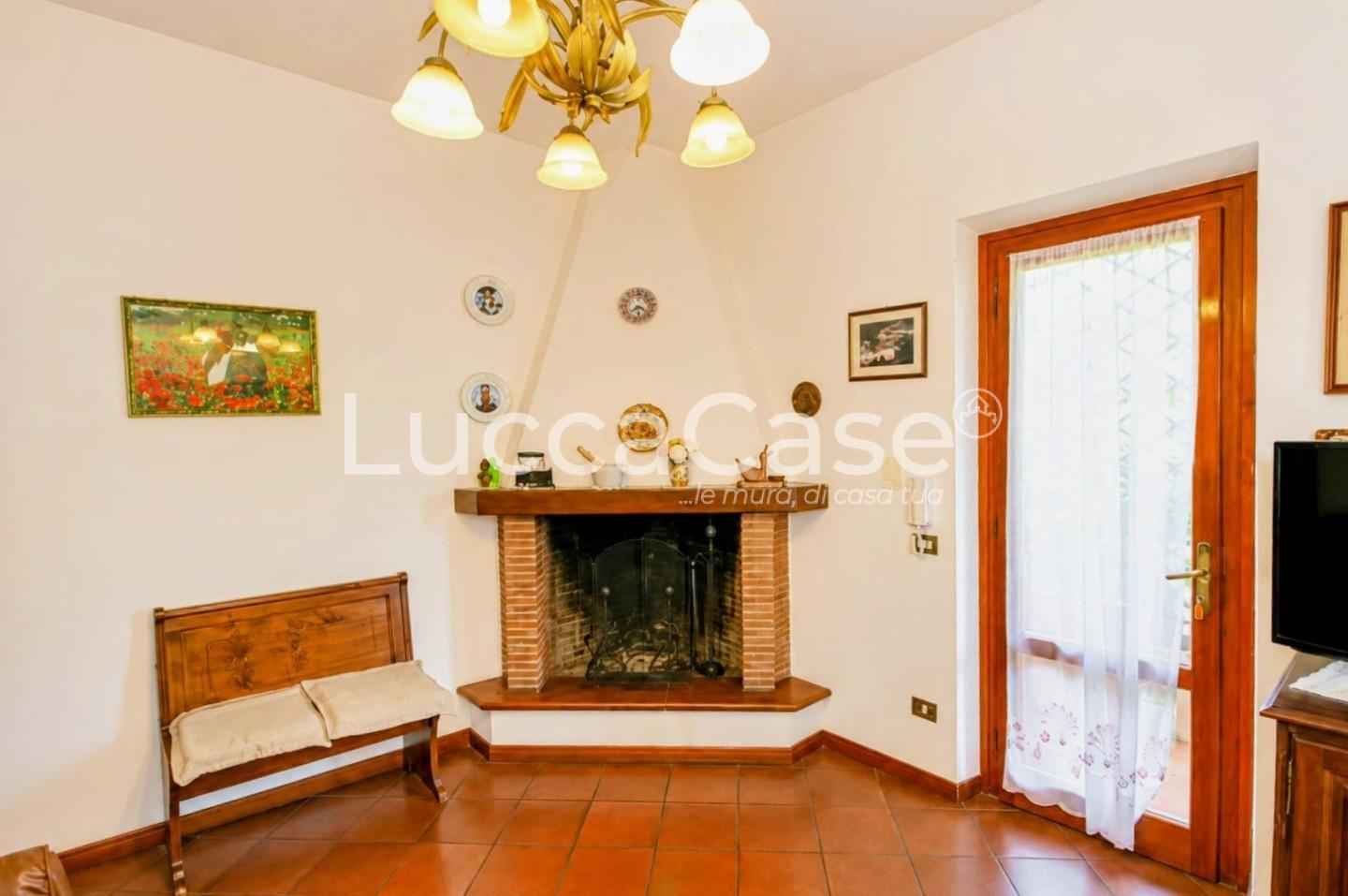 Casa indipendente in vendita, Camaiore lido di