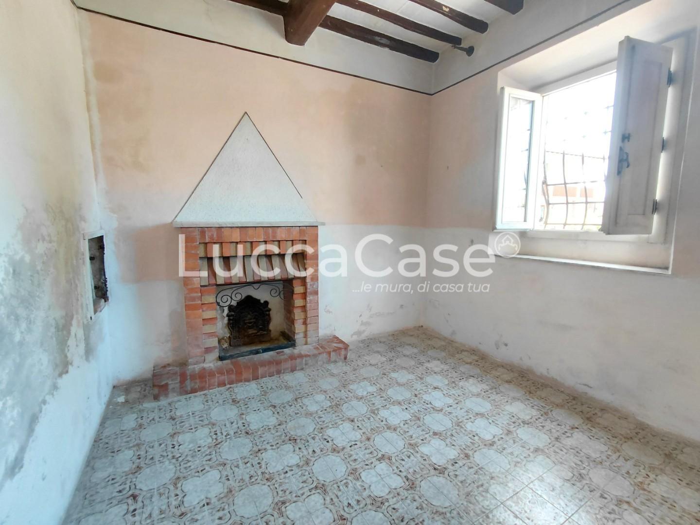 Casa indipendente con giardino, Lucca santa maria a colle