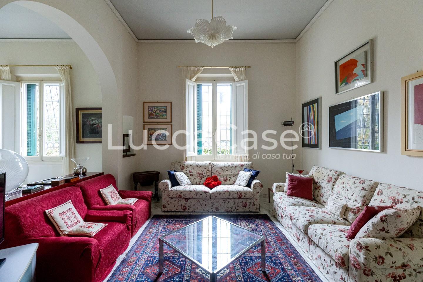 Villa con giardino a Montecatini-Terme