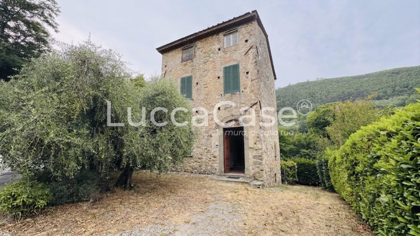 Casa indipendente con giardino, Capannori pieve di compito