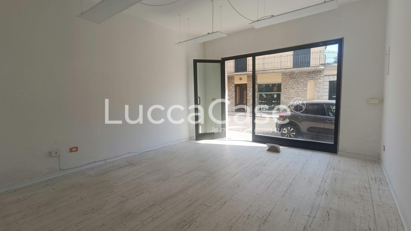 Ufficio in affitto a Porcari