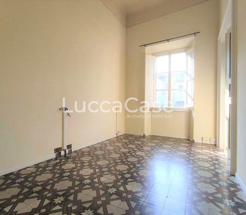 Appartamento in affitto, Lucca centro storico
