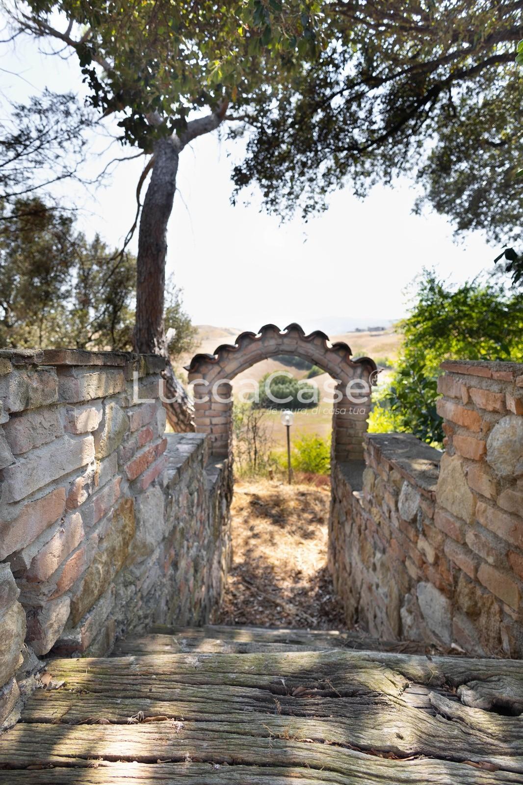 Rustico da ristrutturare a Terricciola