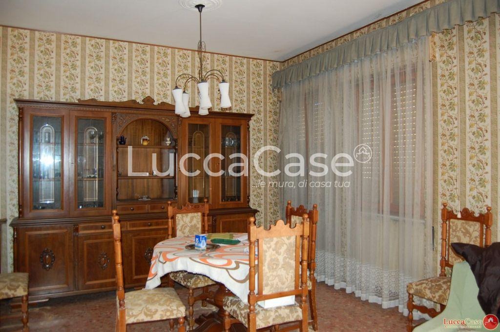 Quadrilocale con terrazzo a Lucca