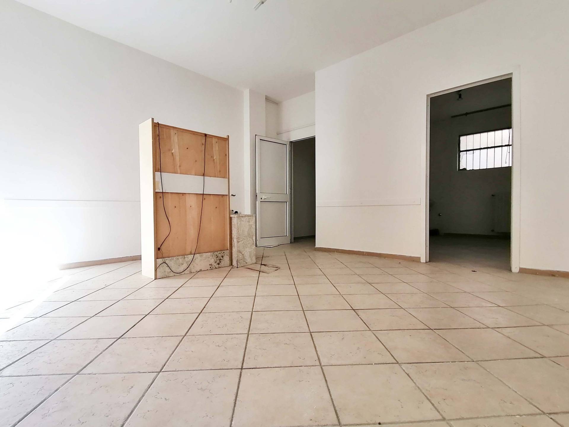 Locale commerciale in vendita a Castelfranco di Sotto