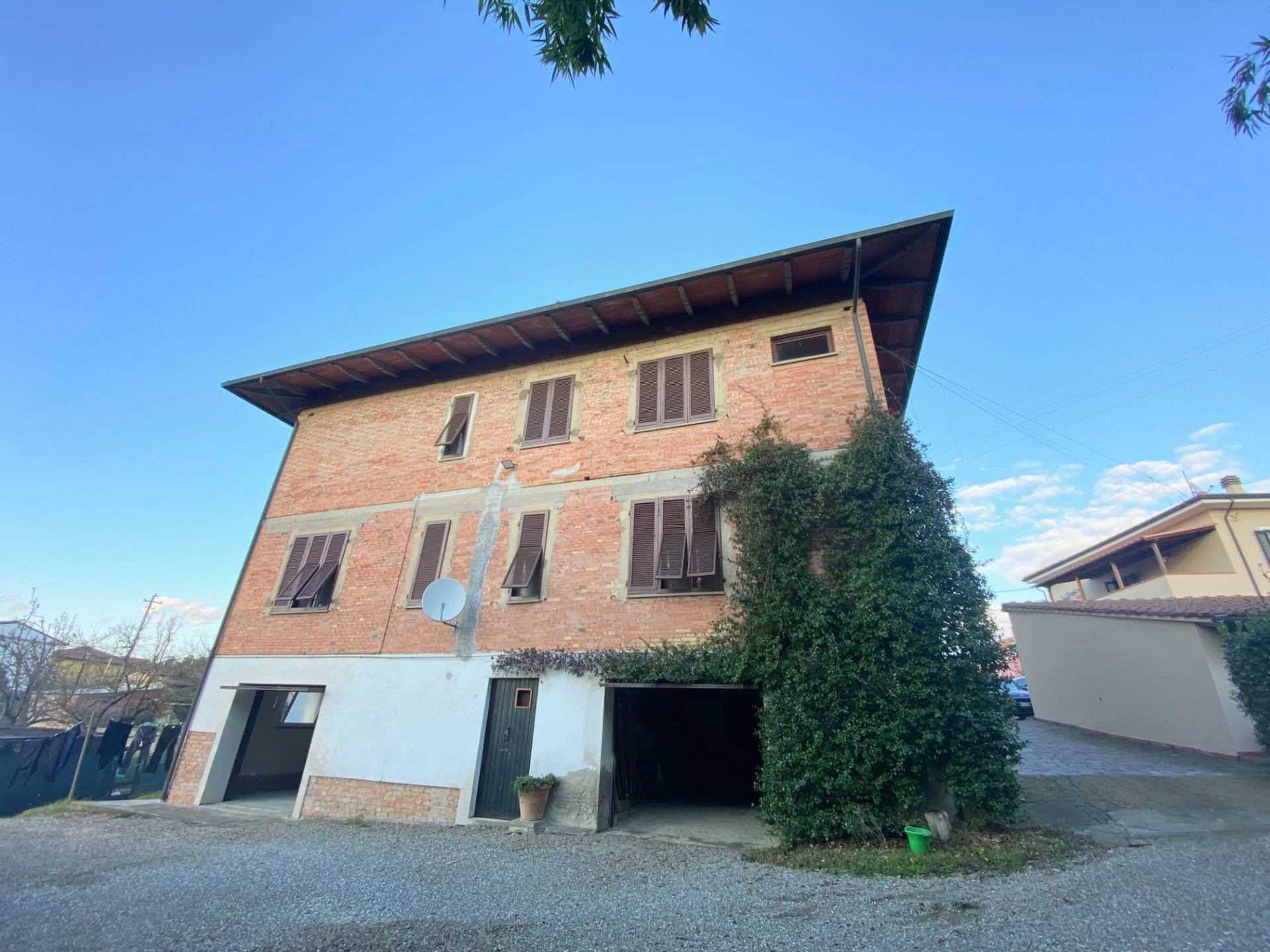 Casa singola in vendita a Pontedera, La Rotta