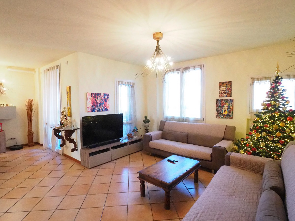 Quadrilocale in vendita a Inzago