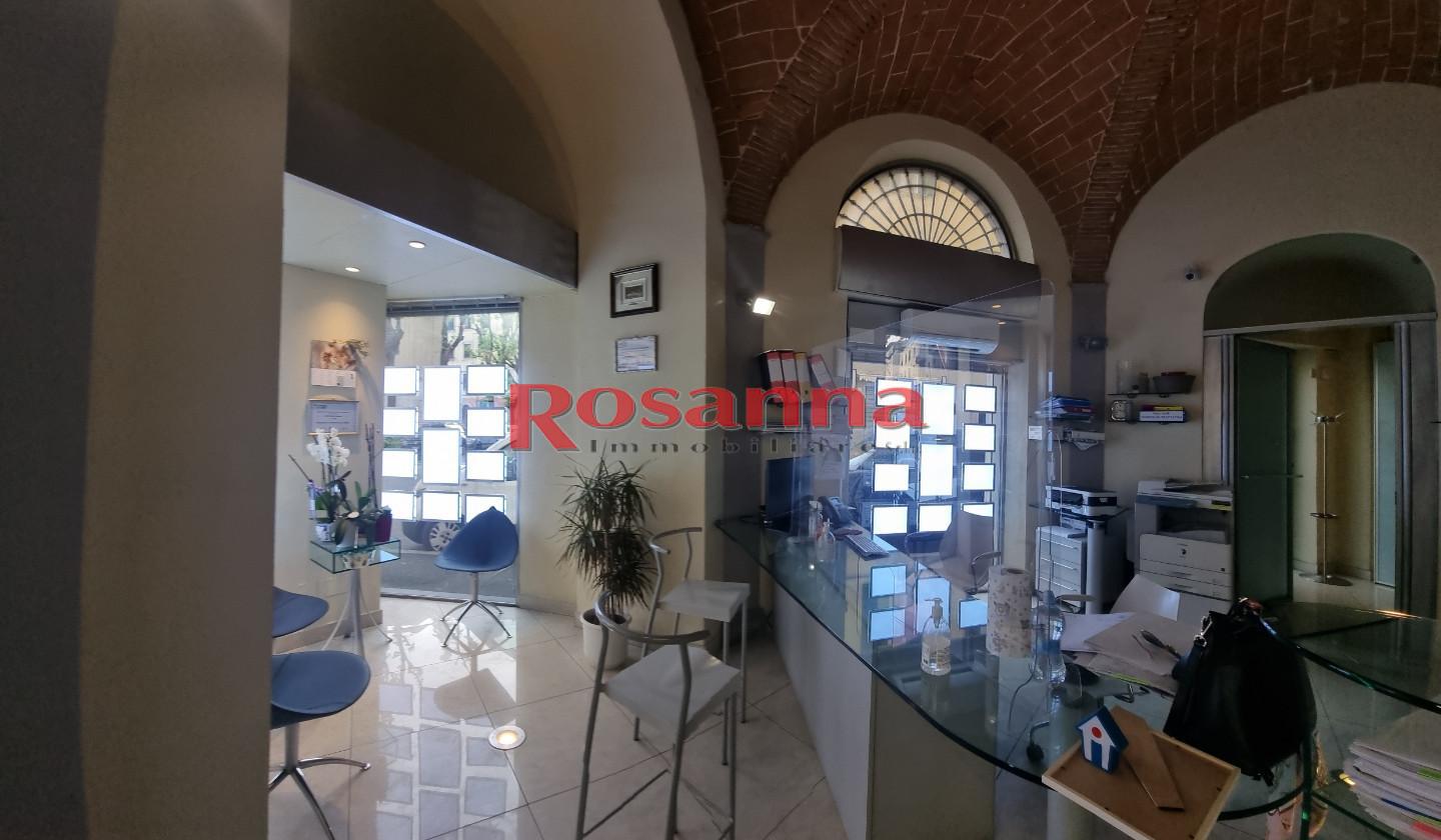 Locale commerciale in vendita, Livorno centro