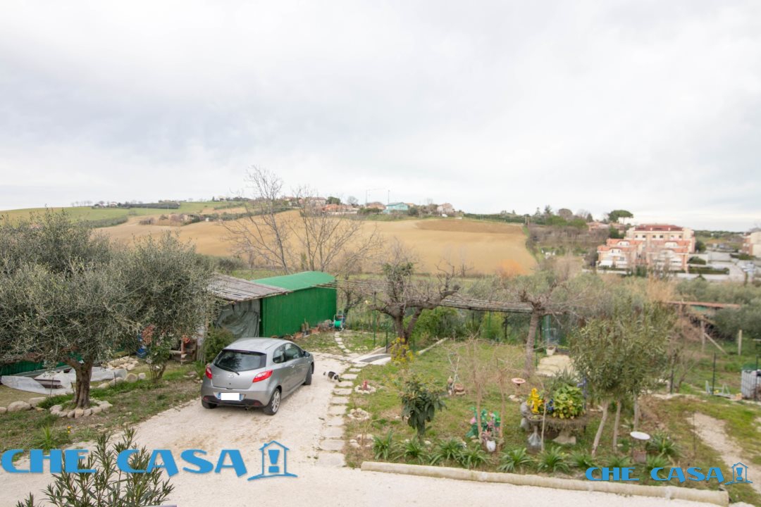 Casa indipendente in vendita a San Clemente