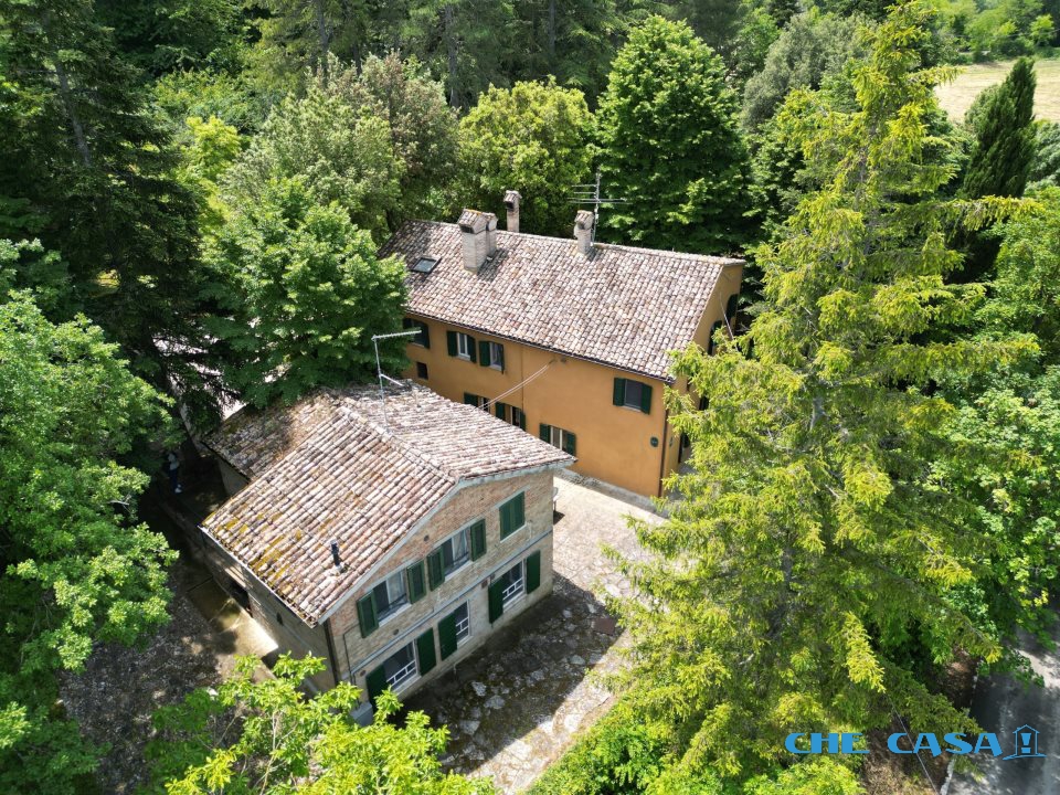 Rustico in vendita a Urbino