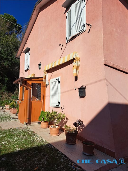 Villa in vendita a Montefiore Conca