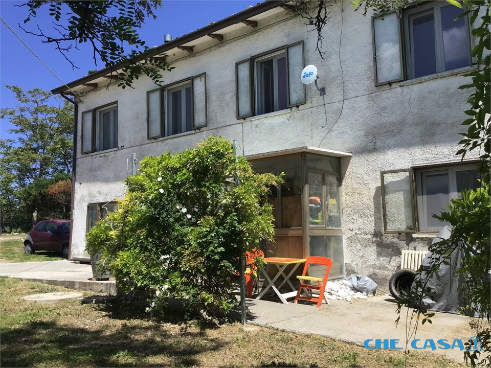 Casa indipendente in vendita a Tavoleto