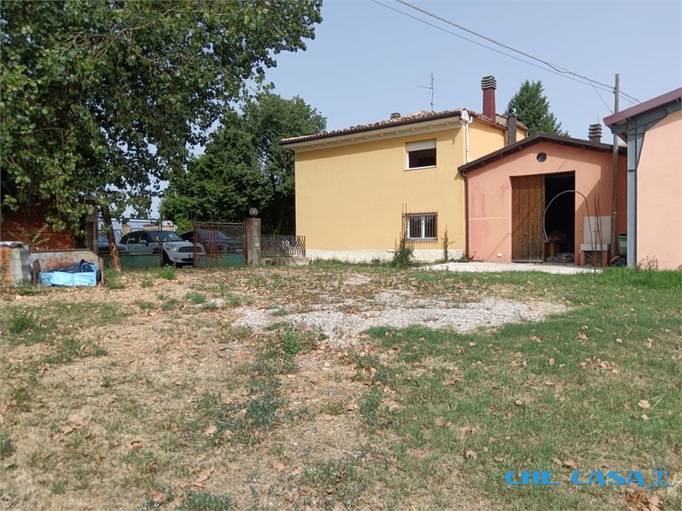 Villa in vendita a Montefiore Conca