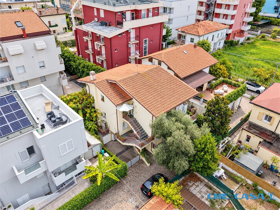 Casa indipendente in vendita a Riccione