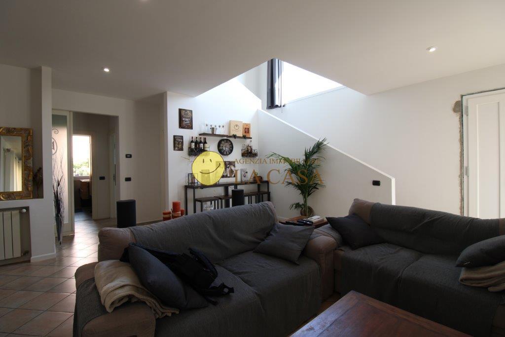 Casa indipendente con giardino, Reggello cancelli