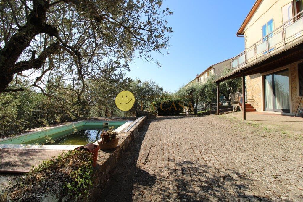 Villa con giardino a Barberino Tavarnelle