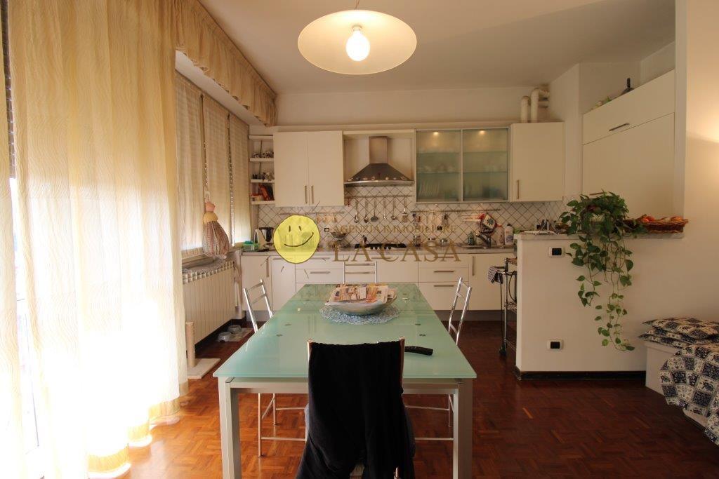 Trilocale con terrazzo, Reggello cetina