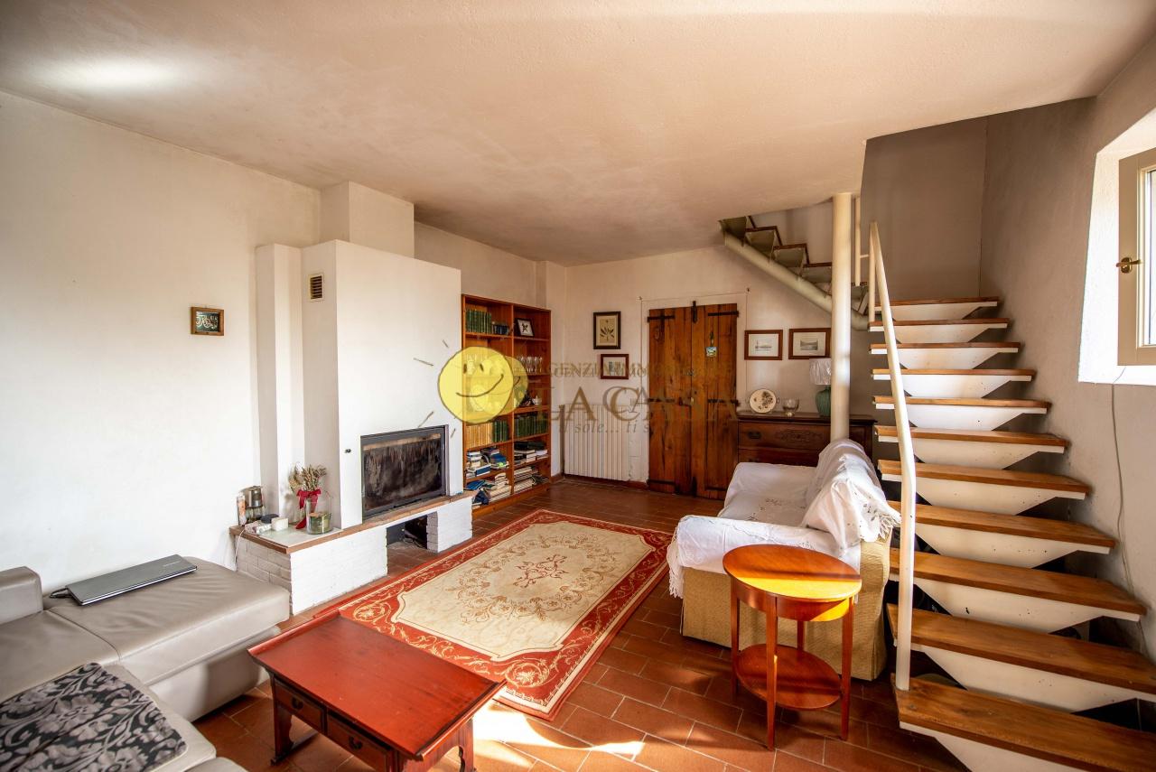 Rustico con giardino a Greve in Chianti