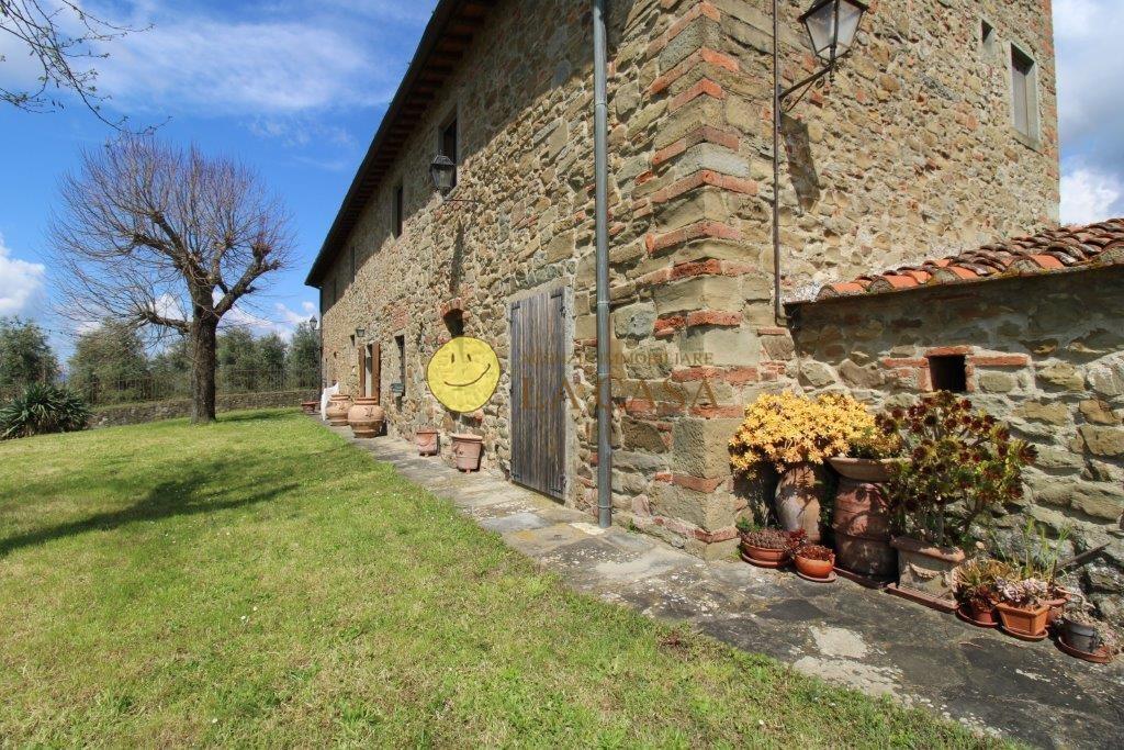 Rustico con giardino, Reggello san donato in fronzano