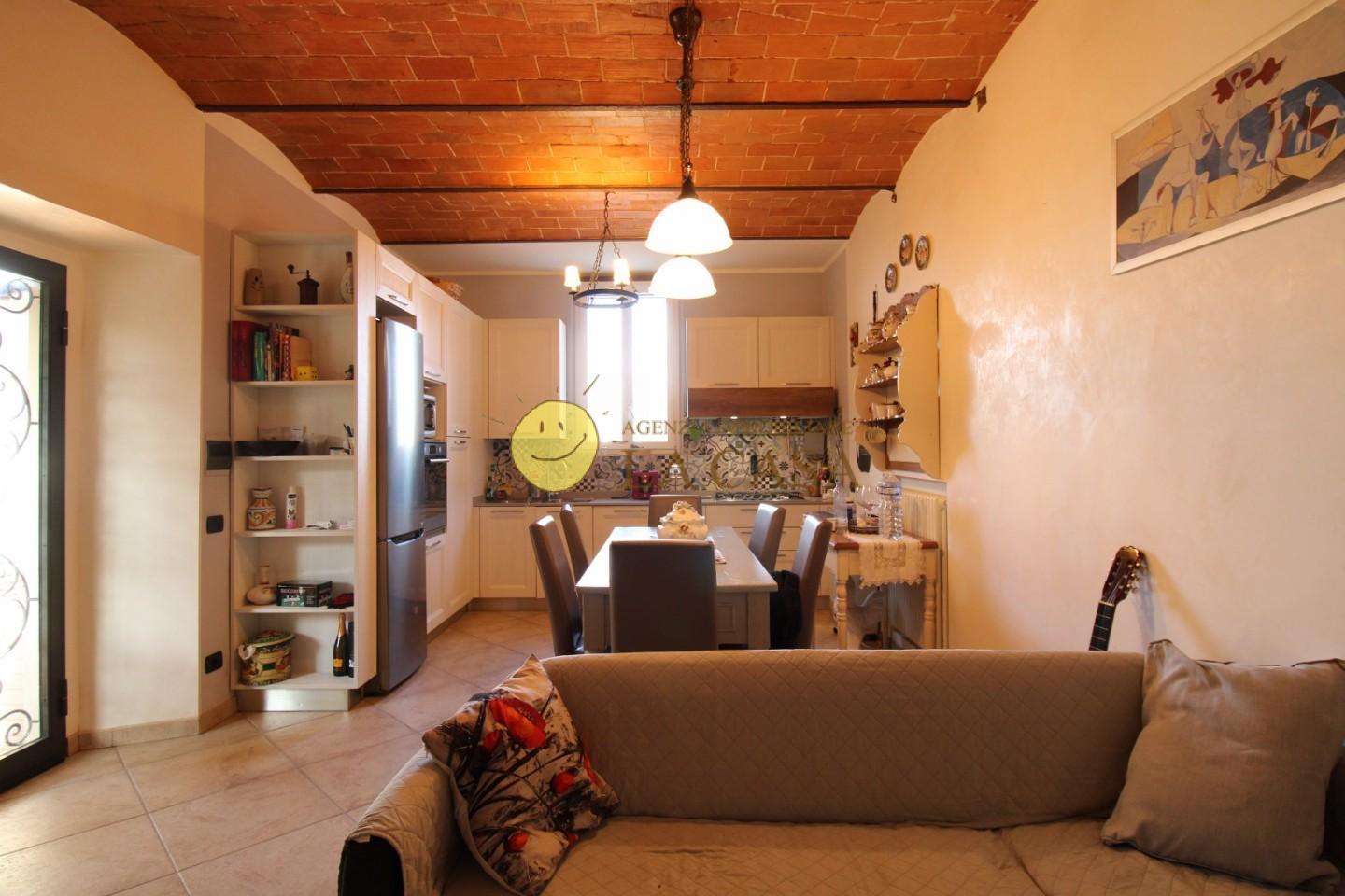 Casa indipendente con giardino, Reggello cascia