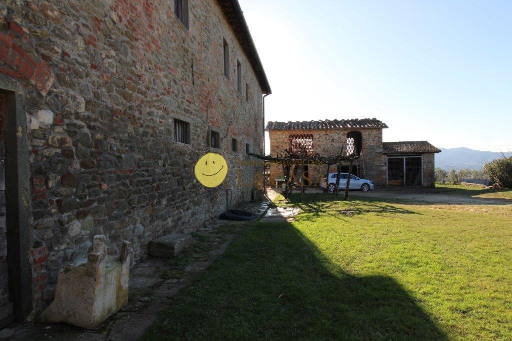 Rustico con giardino, Reggello cancelli