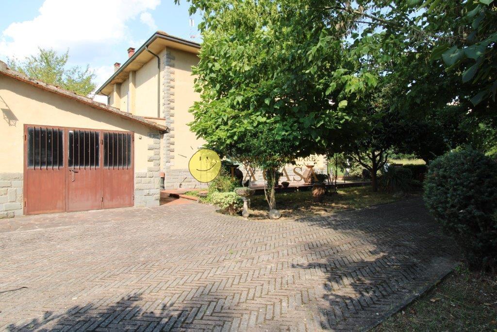 Quadrilocale con giardino, Reggello leccio