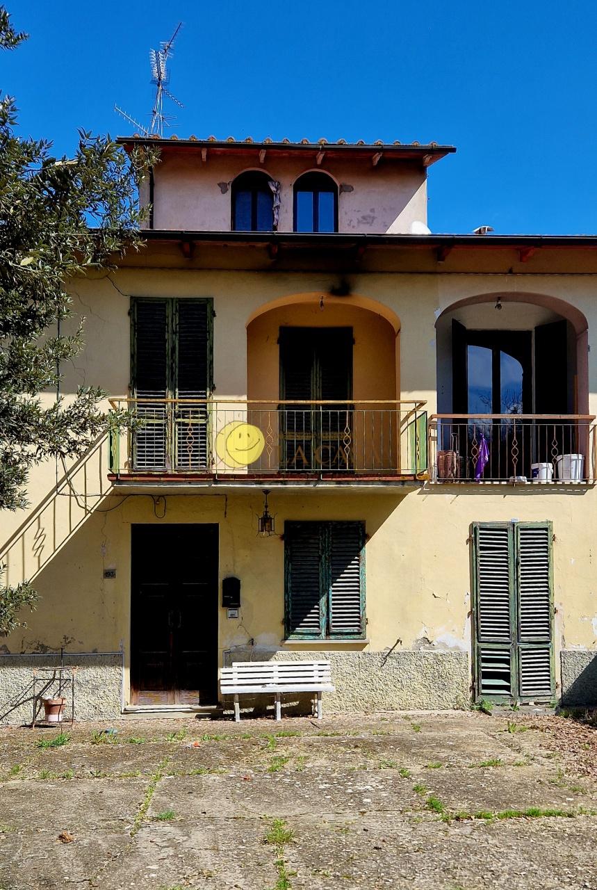 Rustico con giardino, Reggello cetina