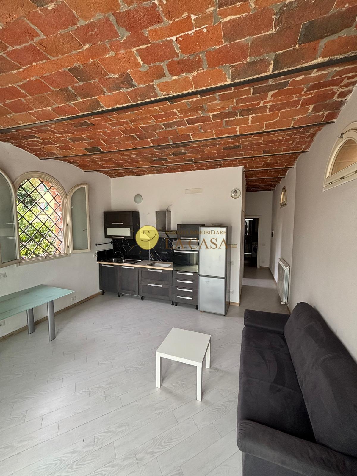 Trilocale con giardino, Reggello leccio