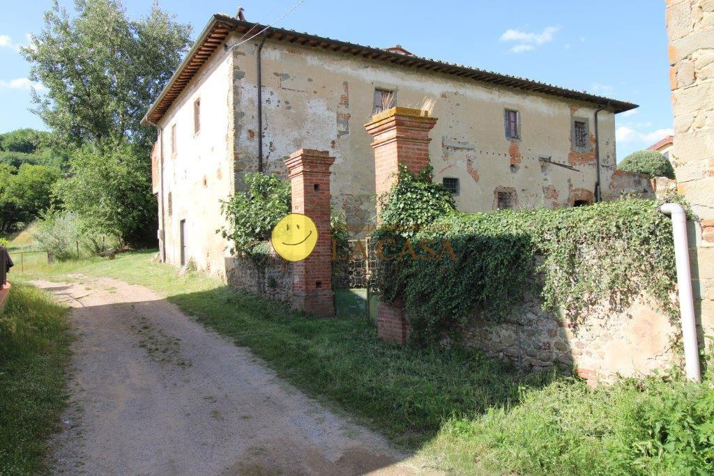 Rustico con giardino, Reggello montanino