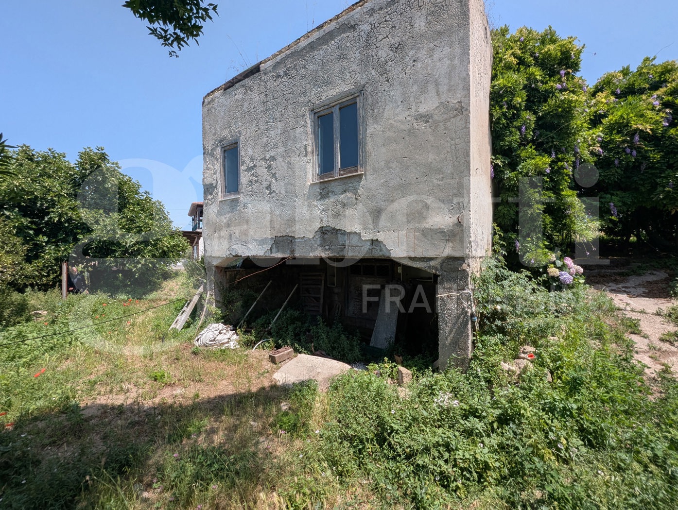 Rustico con giardino a Bacoli
