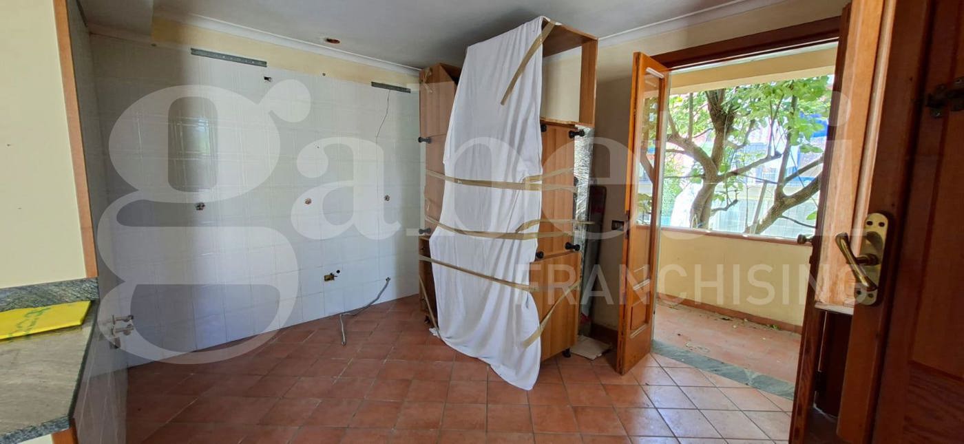 Quadrilocale con giardino a Monte di Procida