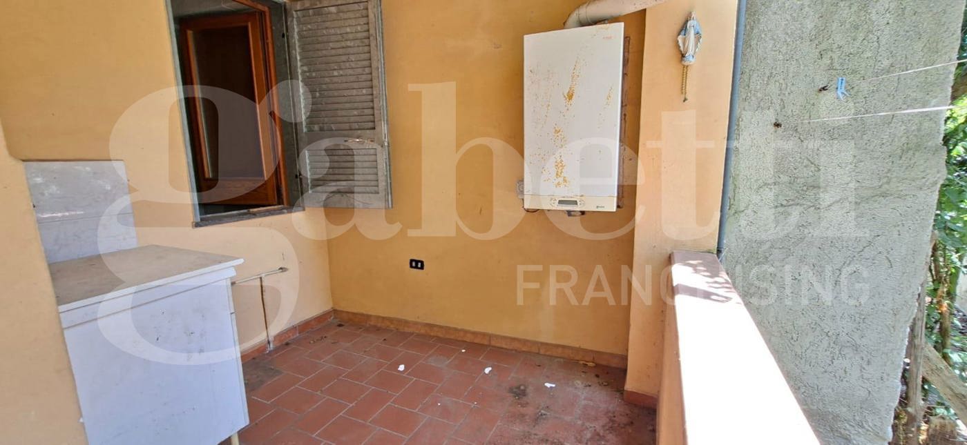 Quadrilocale con giardino a Monte di Procida