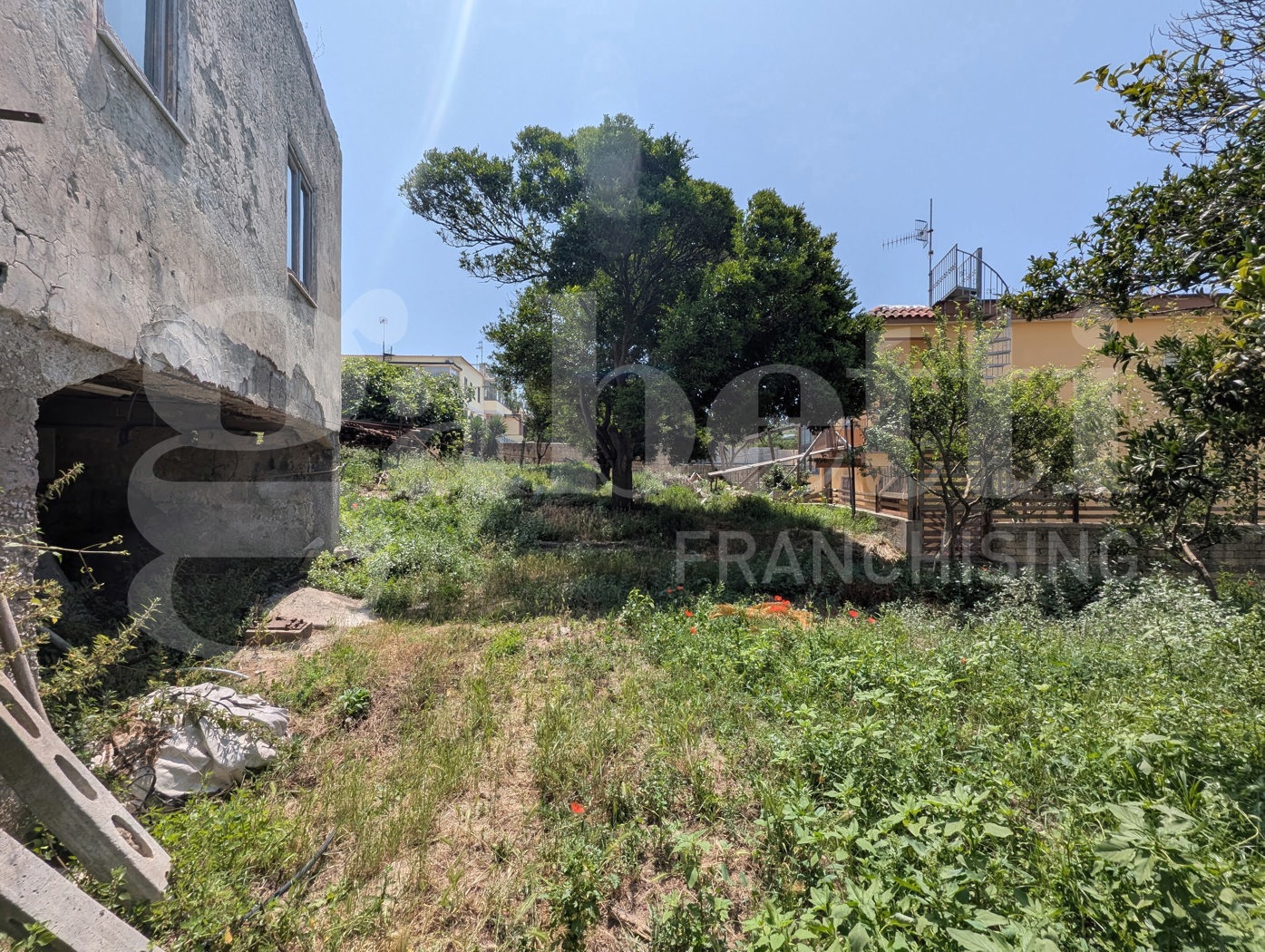 Rustico con giardino a Bacoli