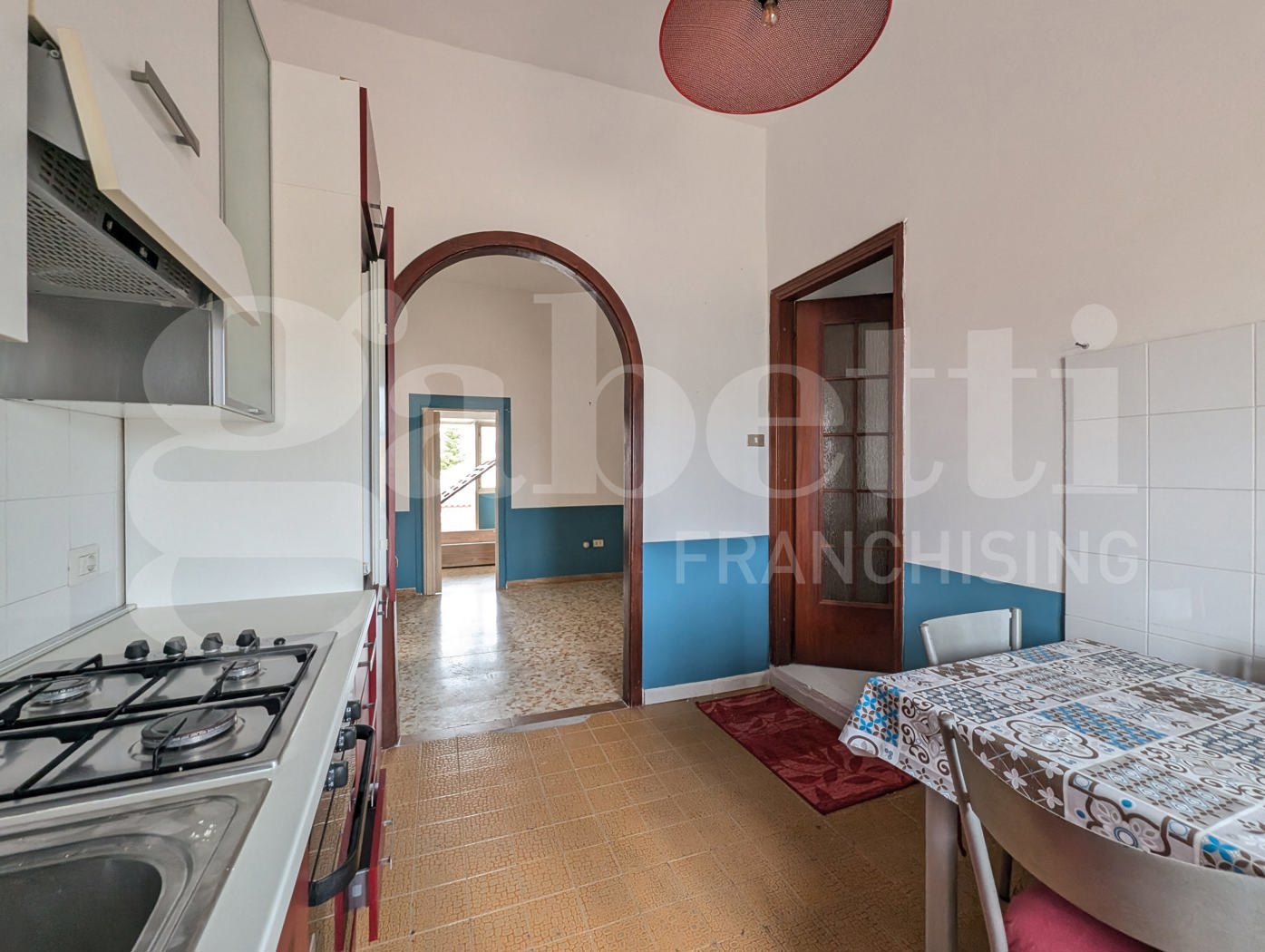 Bilocale arredato in affitto a Bacoli