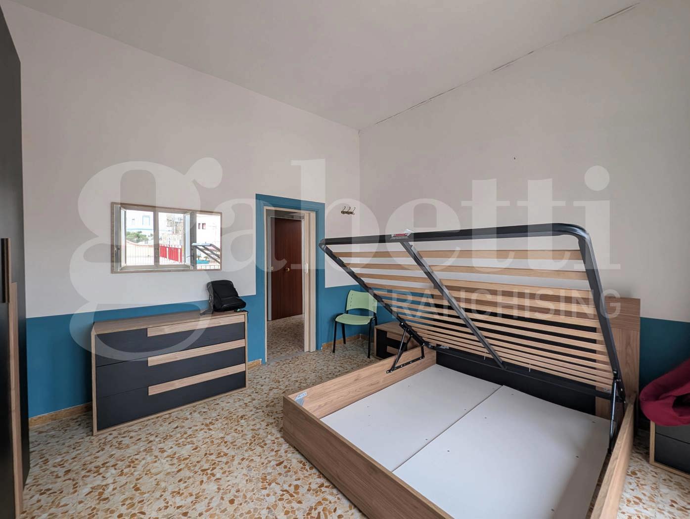 Bilocale arredato in affitto a Bacoli