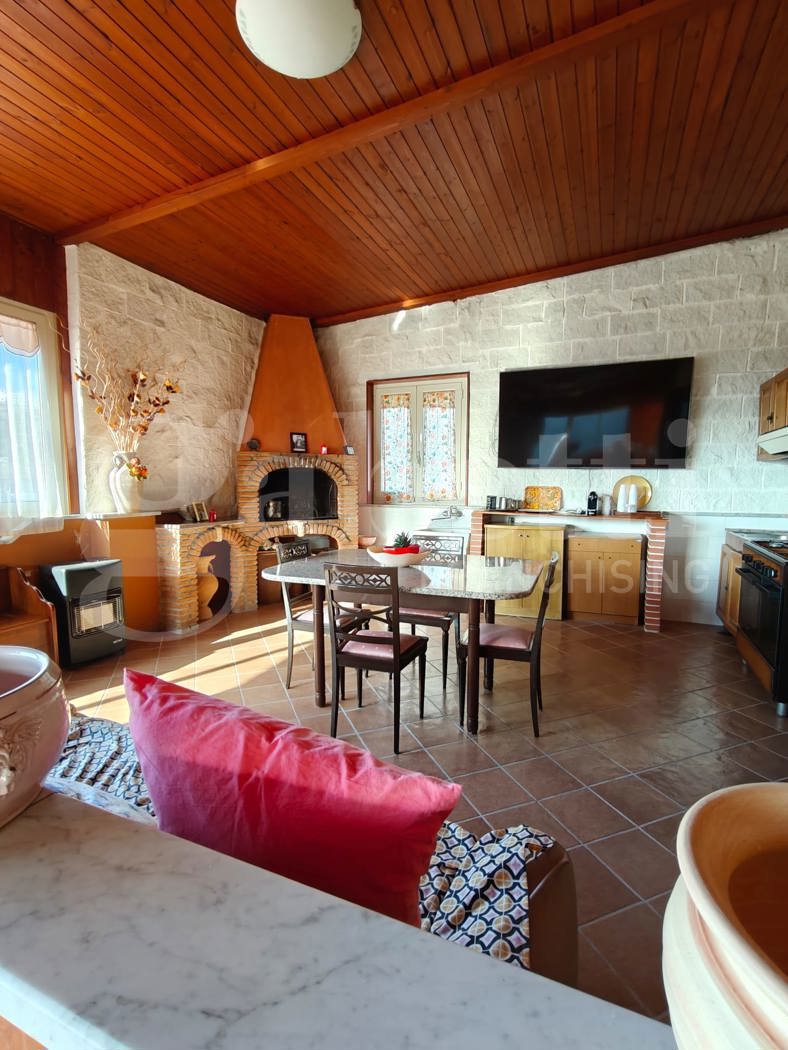 Quadrilocale in affitto a Bacoli