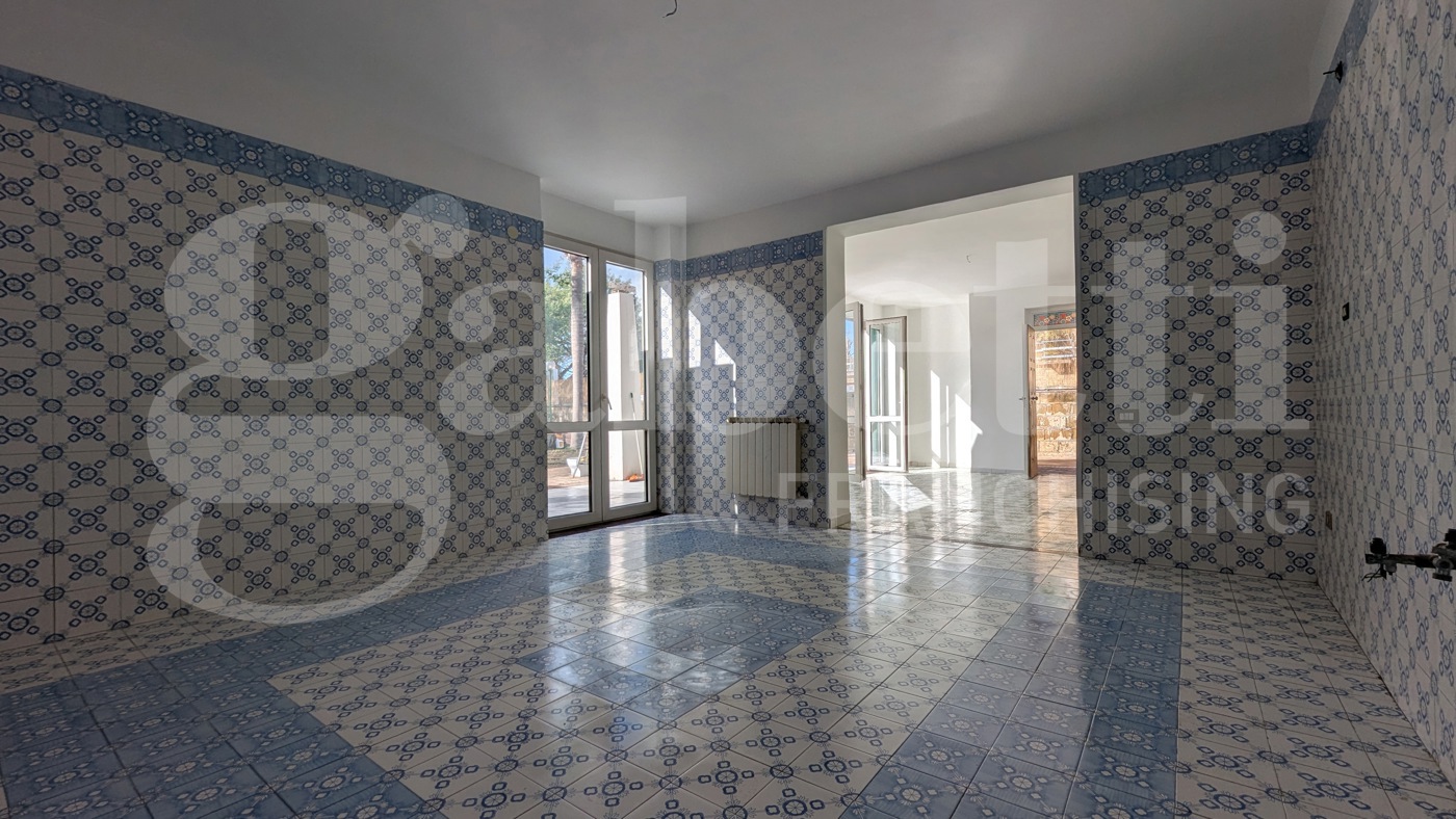 Villa con giardino a Bacoli