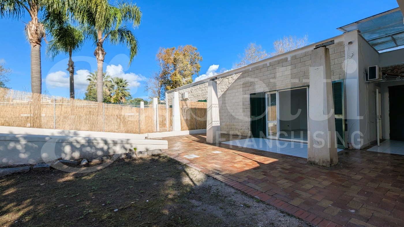 Villa con giardino a Bacoli