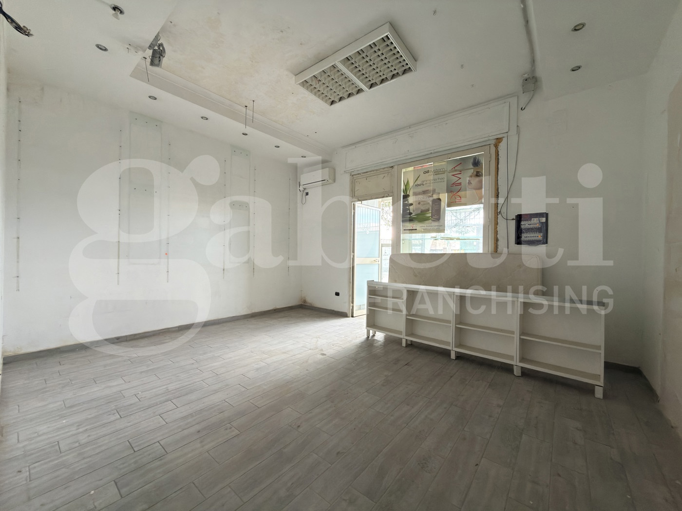 Attivit� commerciale in affitto/gestione a Bacoli