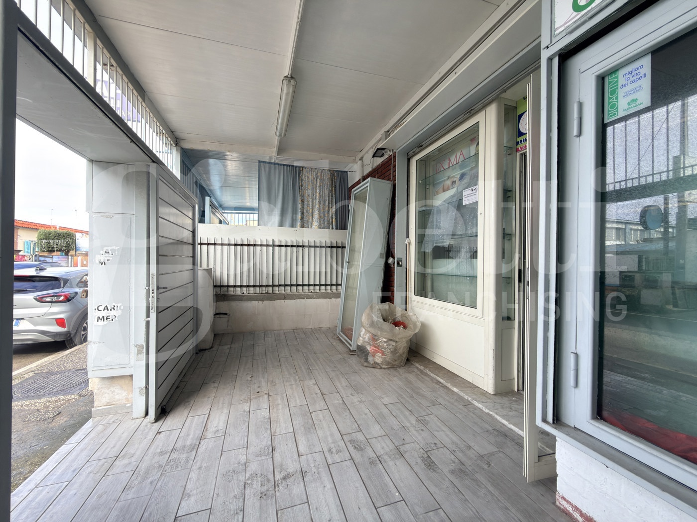 Attivit� commerciale in affitto/gestione a Bacoli