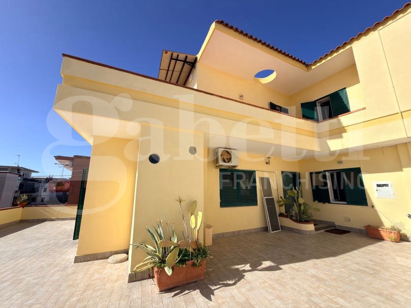 Casa indipendente in vendita a Monte di Procida