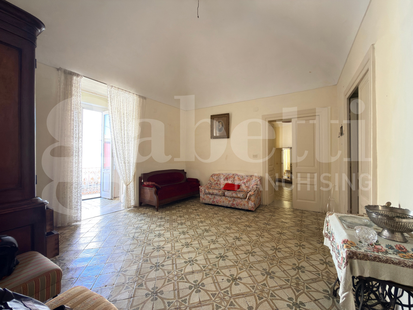 Quadrilocale in vendita a Procida