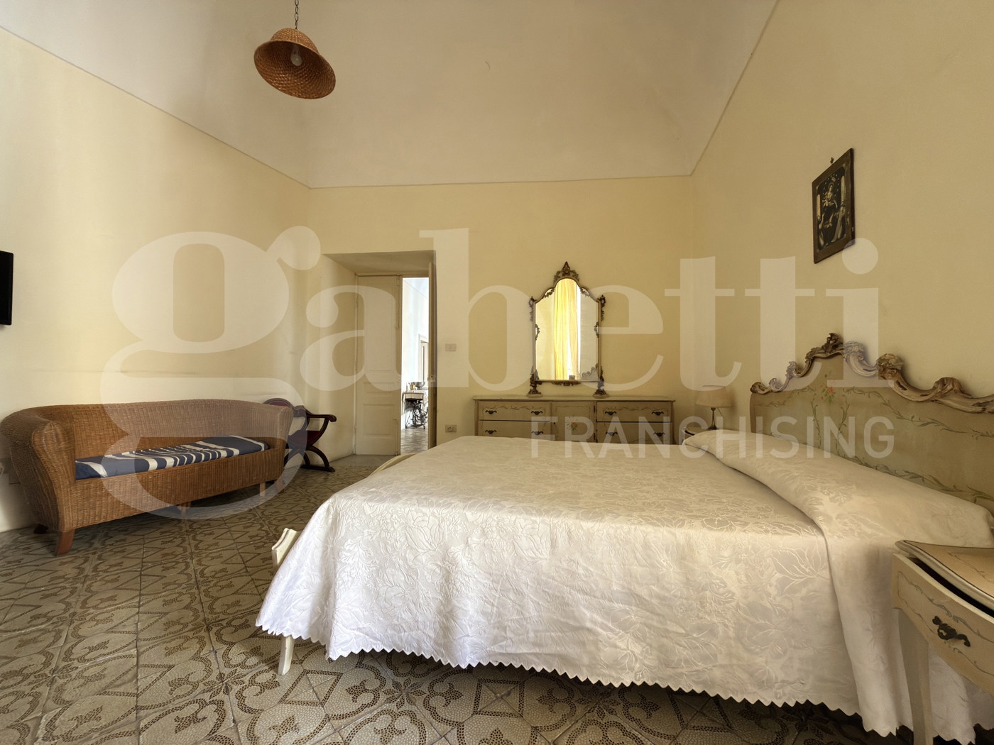 Quadrilocale in vendita a Procida