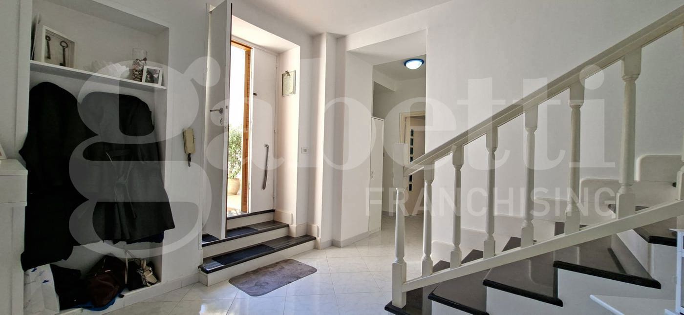 Quadrilocale in vendita a Bacoli