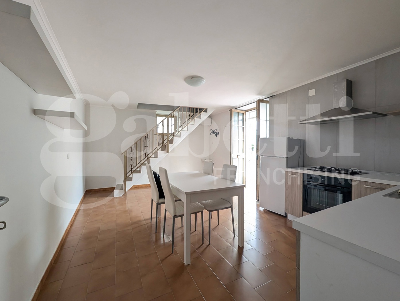 Bilocale in affitto a Bacoli