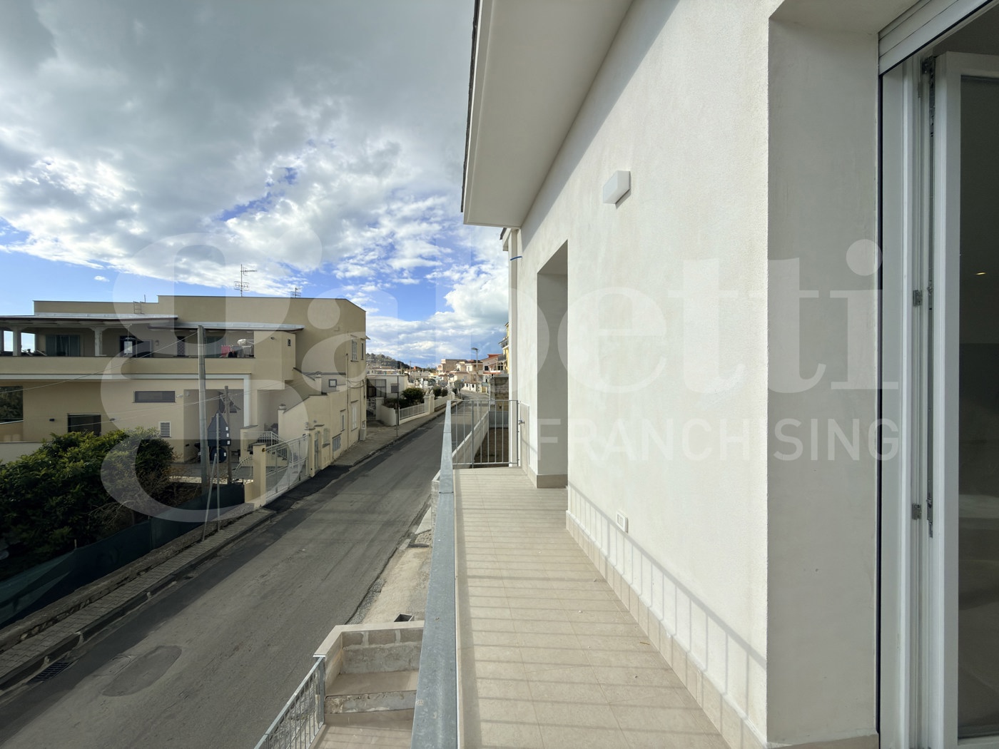 Quadrilocale ristrutturato a Monte di Procida